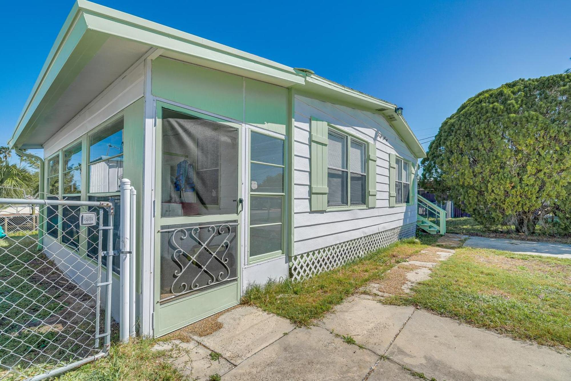 Hudson Home With Dock On Canal About 1 Mi To Beach! Exterior photo